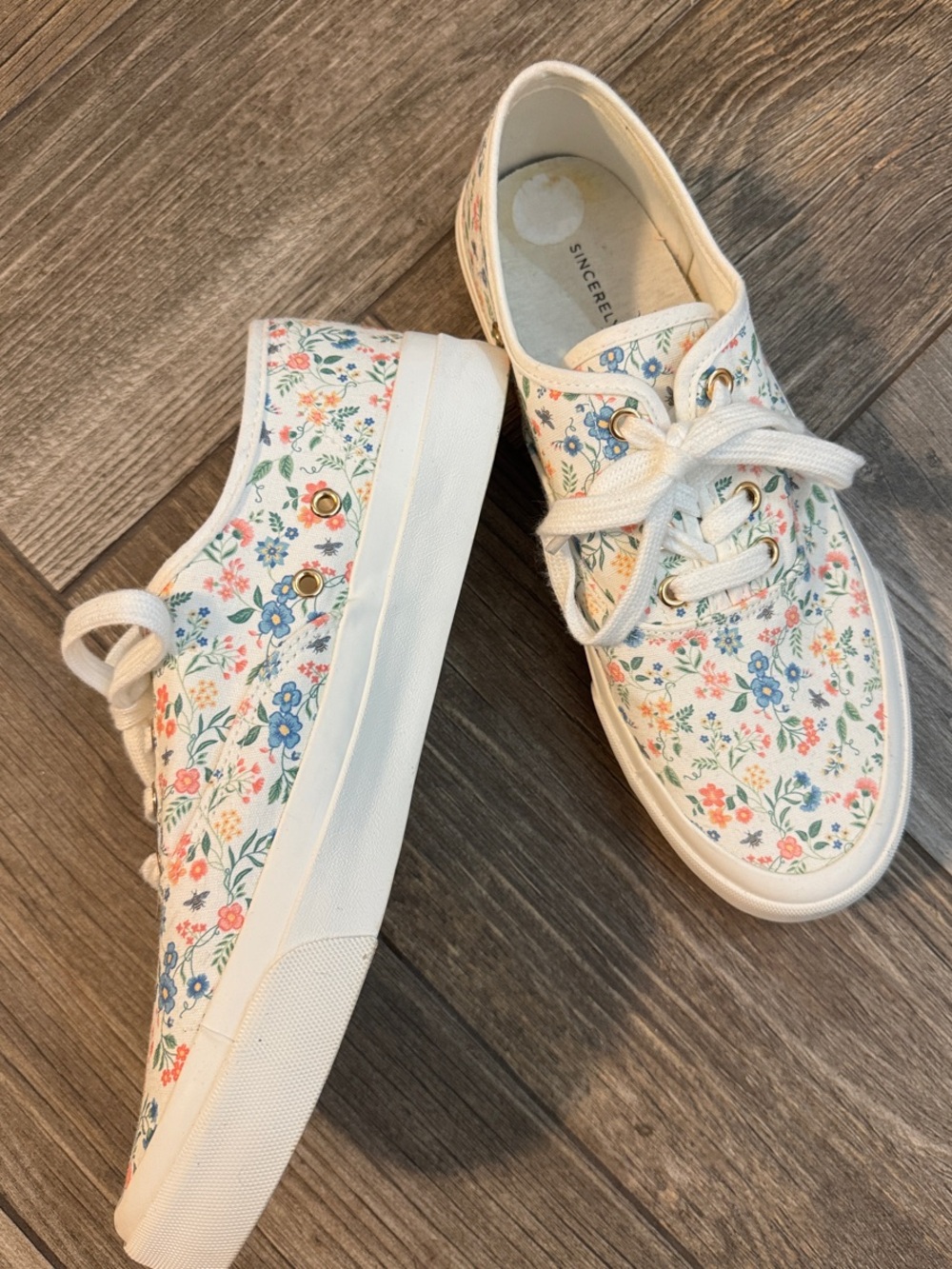 Floral Canvas Lace-Up Sneakers - White with Blue & Coral Accents size 9 1/2